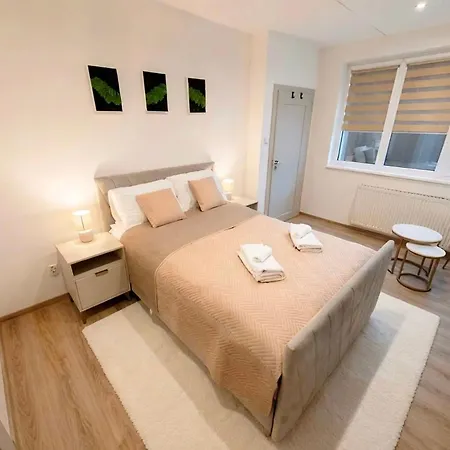 Axiom - Astra 1 Apartment Košice